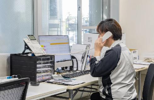 株式会社アンバーシュリット