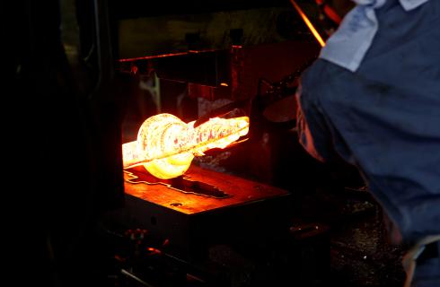 大塚鉄工 株式会社