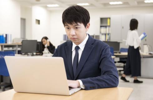 株式会社 岩瀬書店