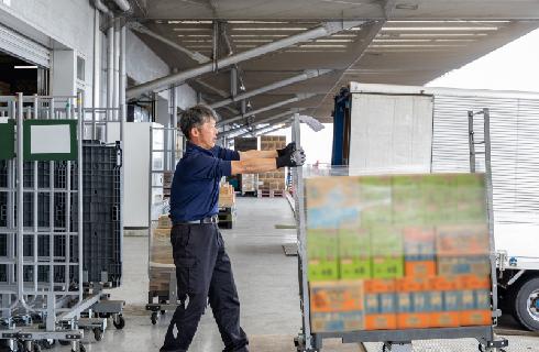 株式会社アンバーシュリット