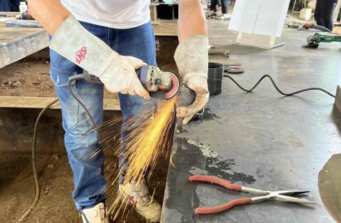 有限会社 カネエイ佐藤工業所