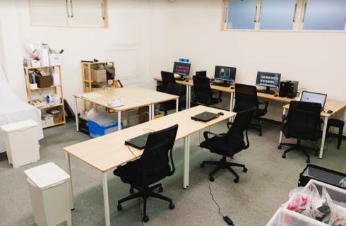 株式会社 イルミナ