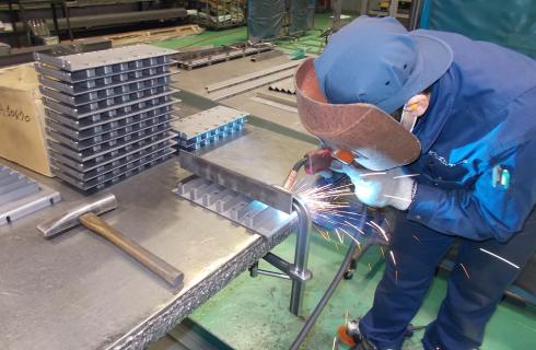 セブンズエレクトロ株式会社