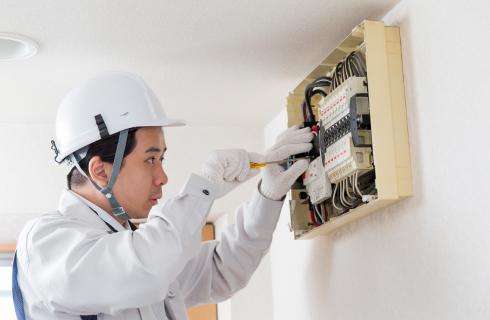 イヅミ電気工業株式会社