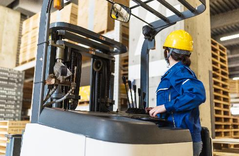 司組運輸機工株式会社